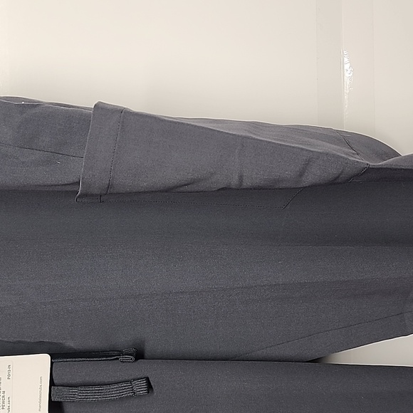 Mandala NWT scrubs cargo reg. Pewter.  Sz M 6 pockets scrubs/joggers. Unisex - Picture 5 of 12